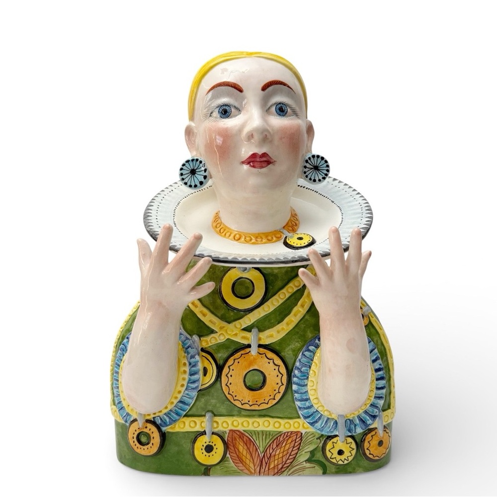 Vintage Italian Majolica Pottery Bust Reliquary Queen Elizabeth the 1st Figure